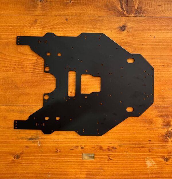 P40 body lower panel